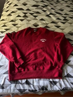 Vintage Roots Athletics Men's Boxy Red Crewneck Sweatshirt